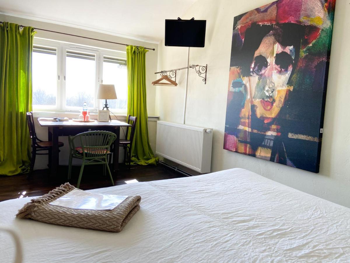 Liegen;Schaft Guesthouse Oestrich-Winkel Luaran gambar